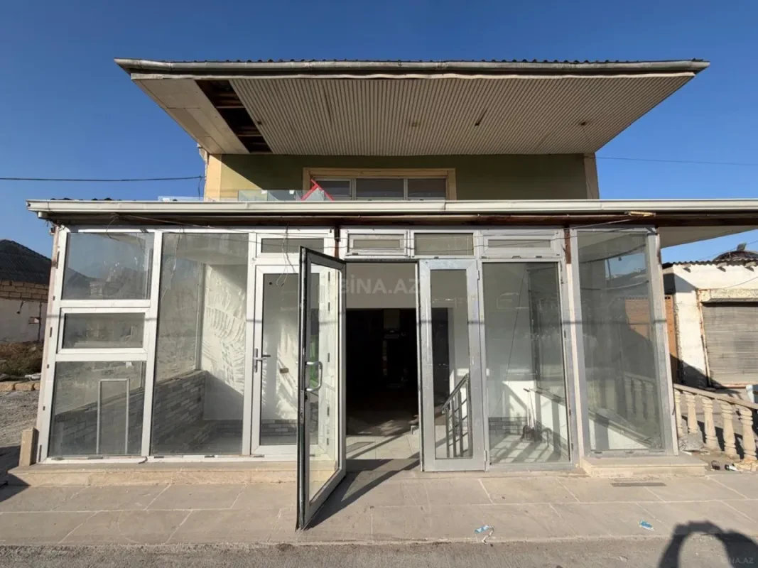 Satılır obyekt 240 m²