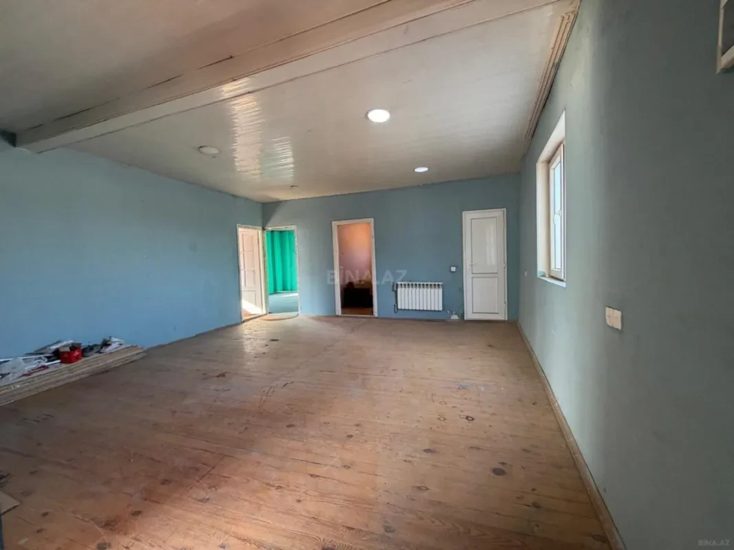 Satılır obyekt 240 m²