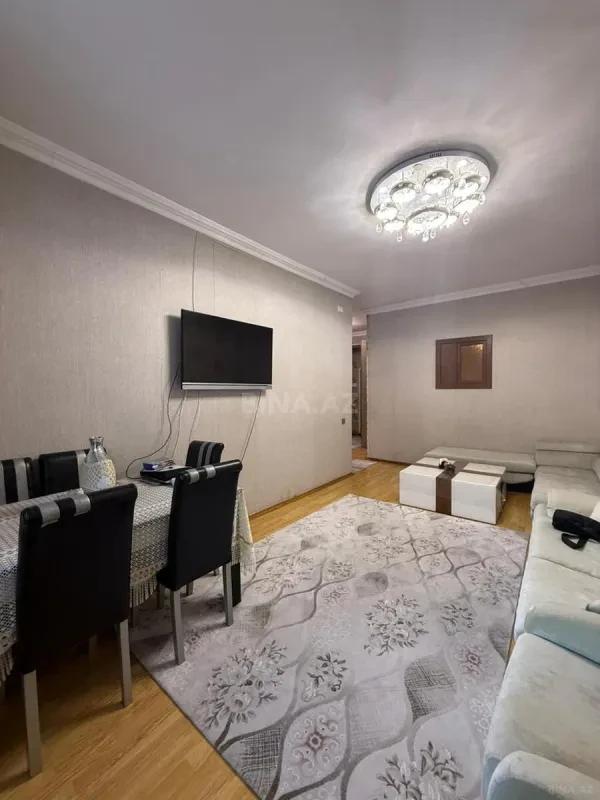 Satılır 3 otaqlı mənzil 90 m²