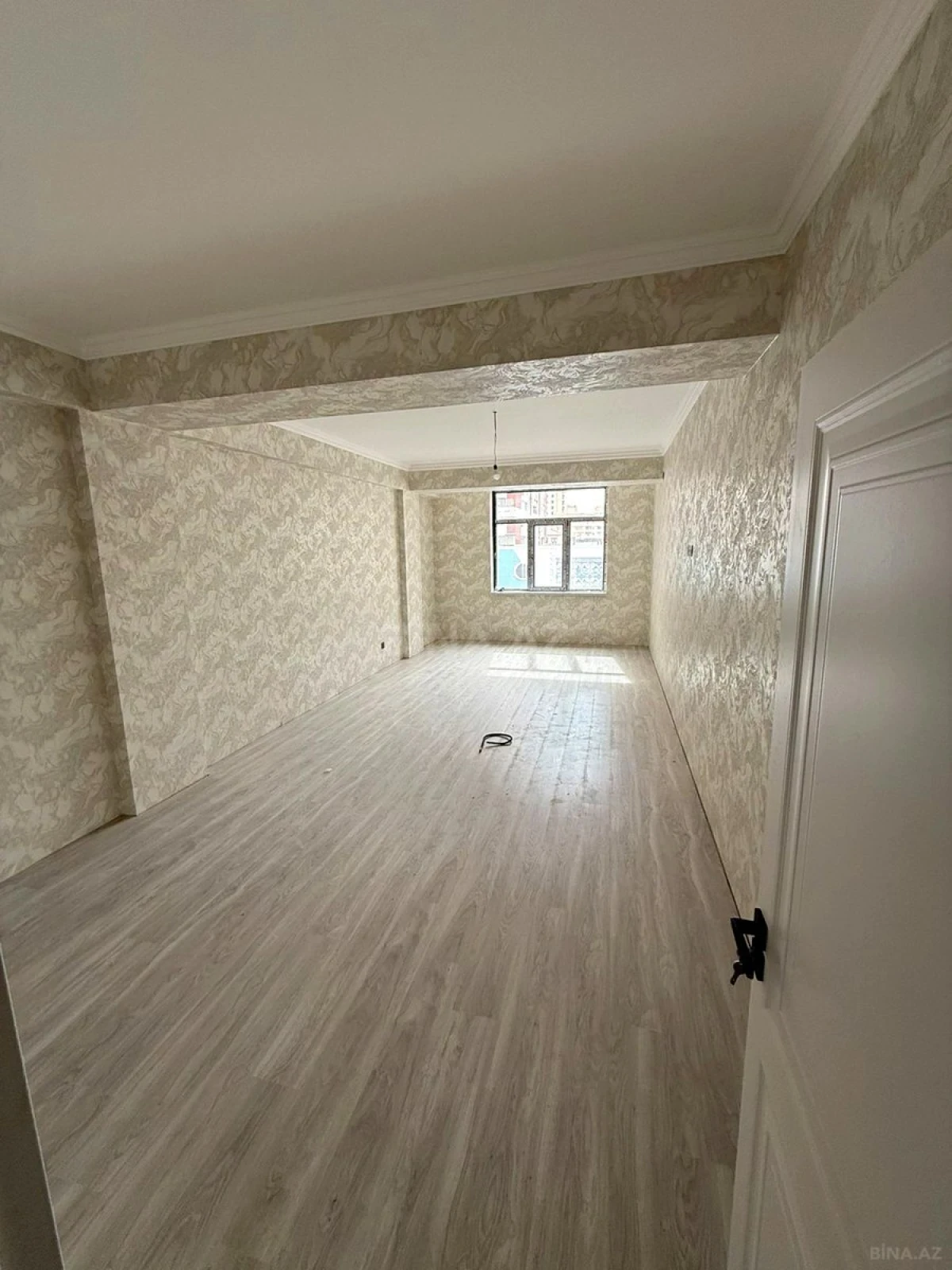 Satılır 3 otaqlı mənzil 115 m²