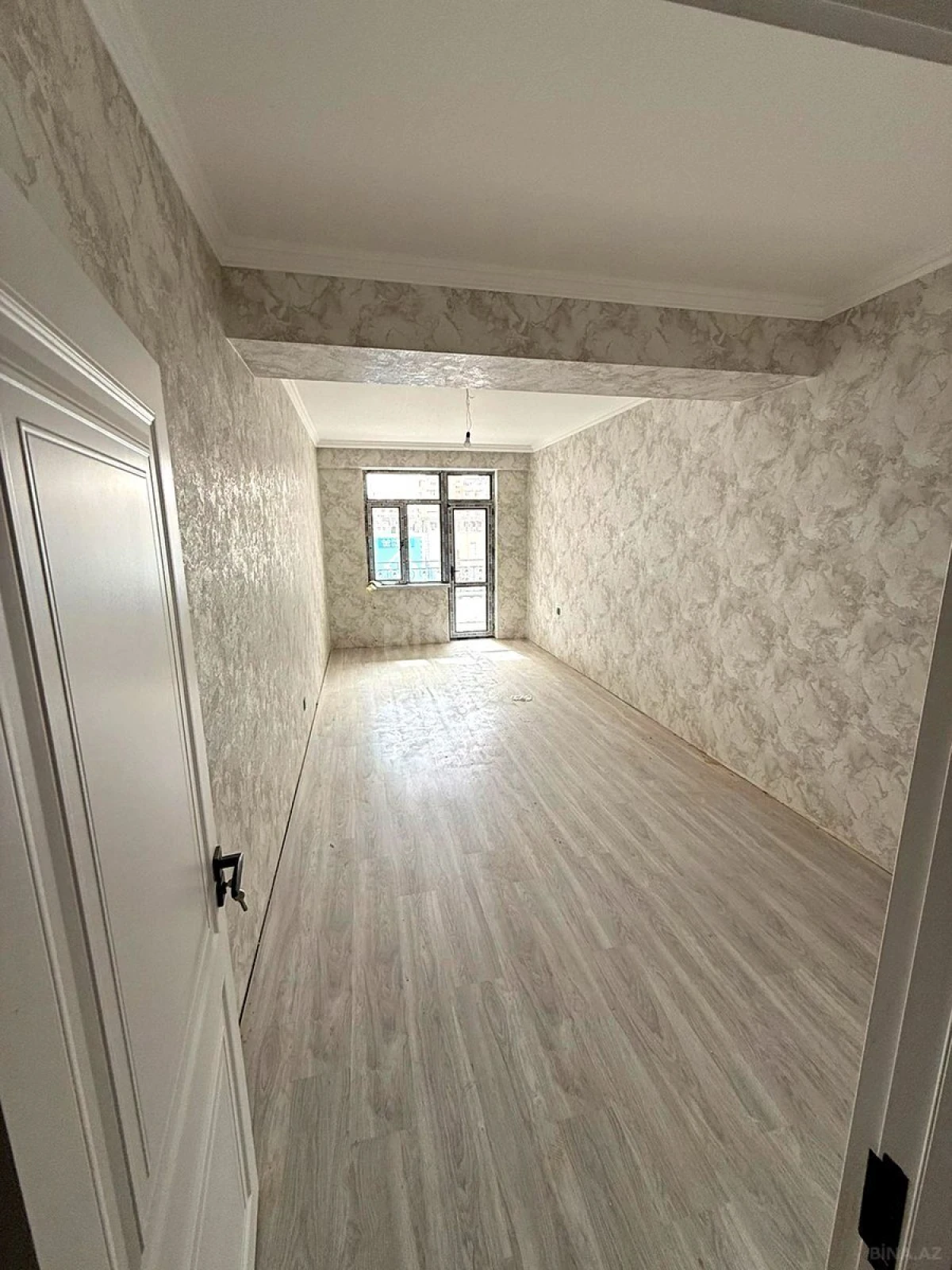 Satılır 3 otaqlı mənzil 115 m²