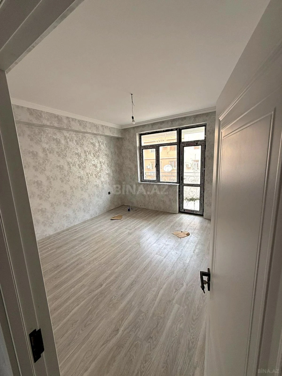 Satılır 3 otaqlı mənzil 115 m²