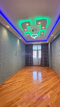 Satılır 3 otaqlı mənzil 135 m²