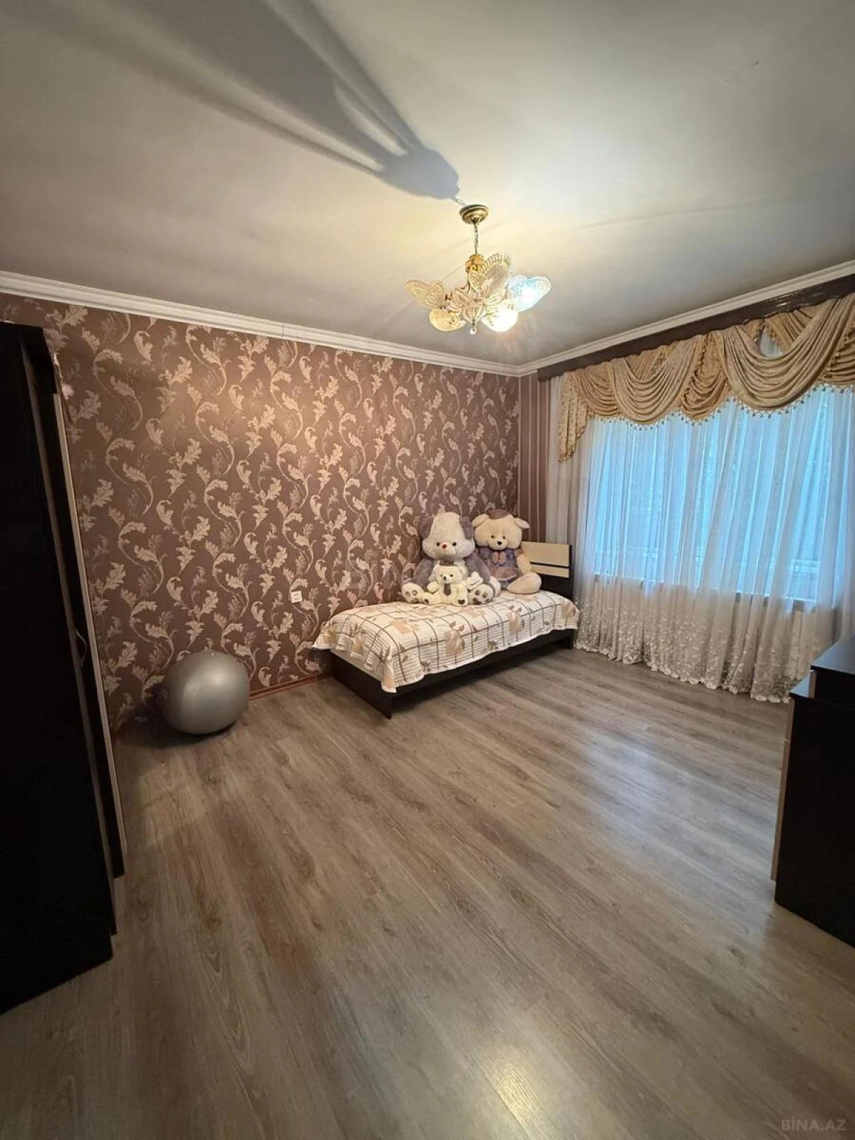 Satılır 7 otaqlı həyət evi 150 m²