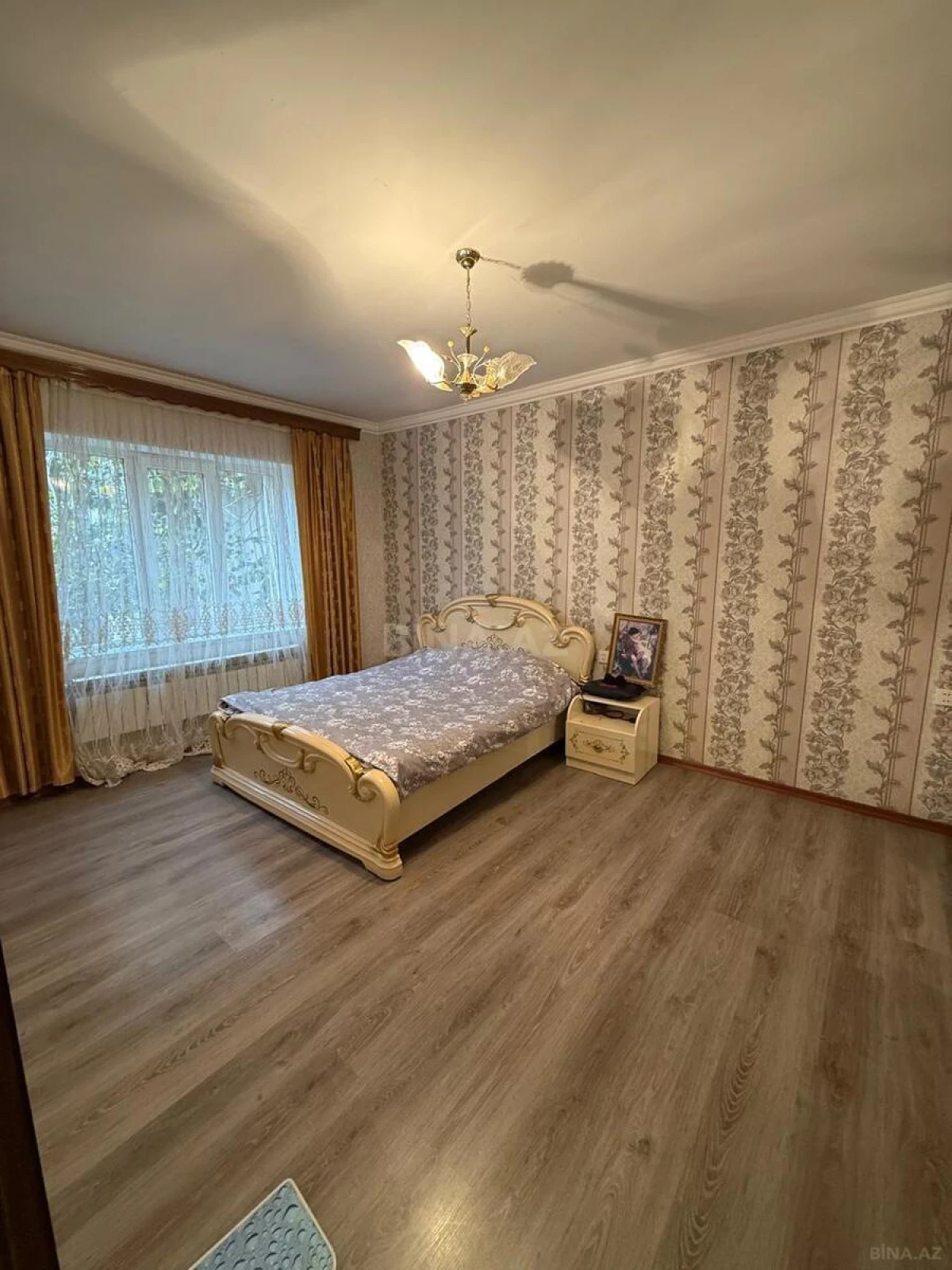 Satılır 7 otaqlı həyət evi 150 m²