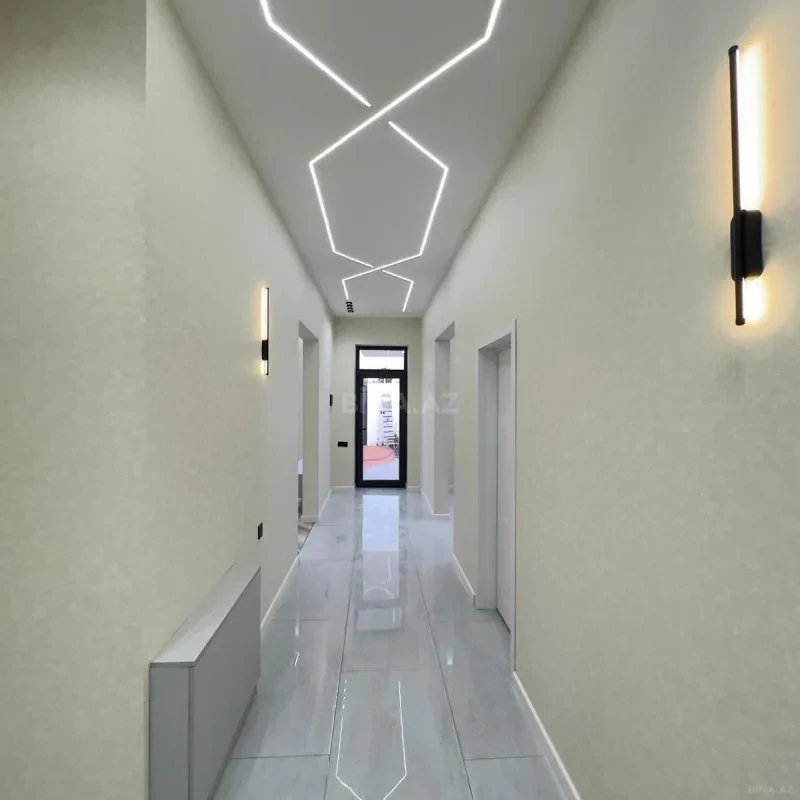 Satılır 4 otaqlı həyət evi 160 m²