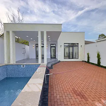 Satılır 4 otaqlı həyət evi 160 m²