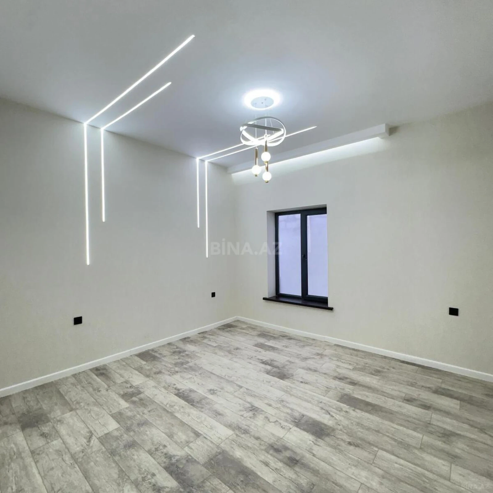 Satılır 4 otaqlı həyət evi 160 m²