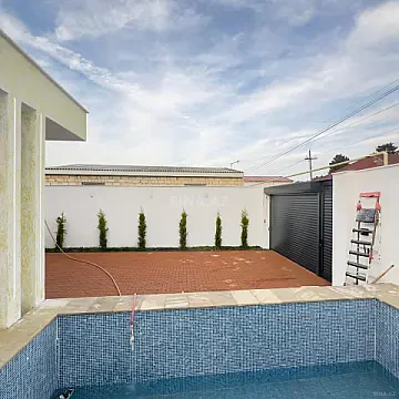 Satılır 4 otaqlı həyət evi 160 m²