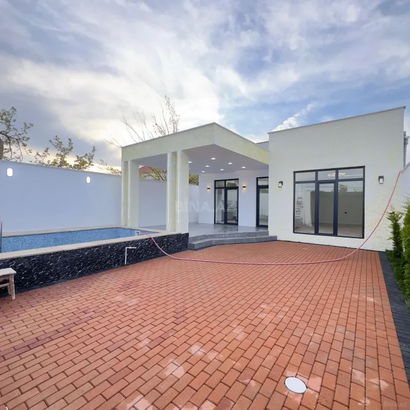 Satılır 4 otaqlı həyət evi 160 m²