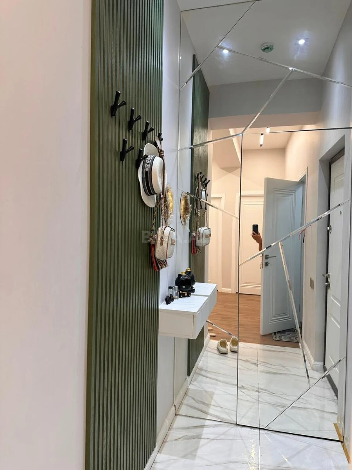 Satılır 3 otaqlı mənzil 85 m²