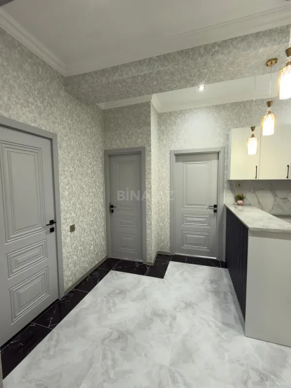 Satılır 2 otaqlı mənzil 71 m²