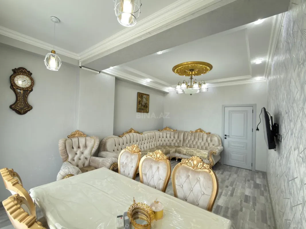 Satılır 2 otaqlı mənzil 71 m²