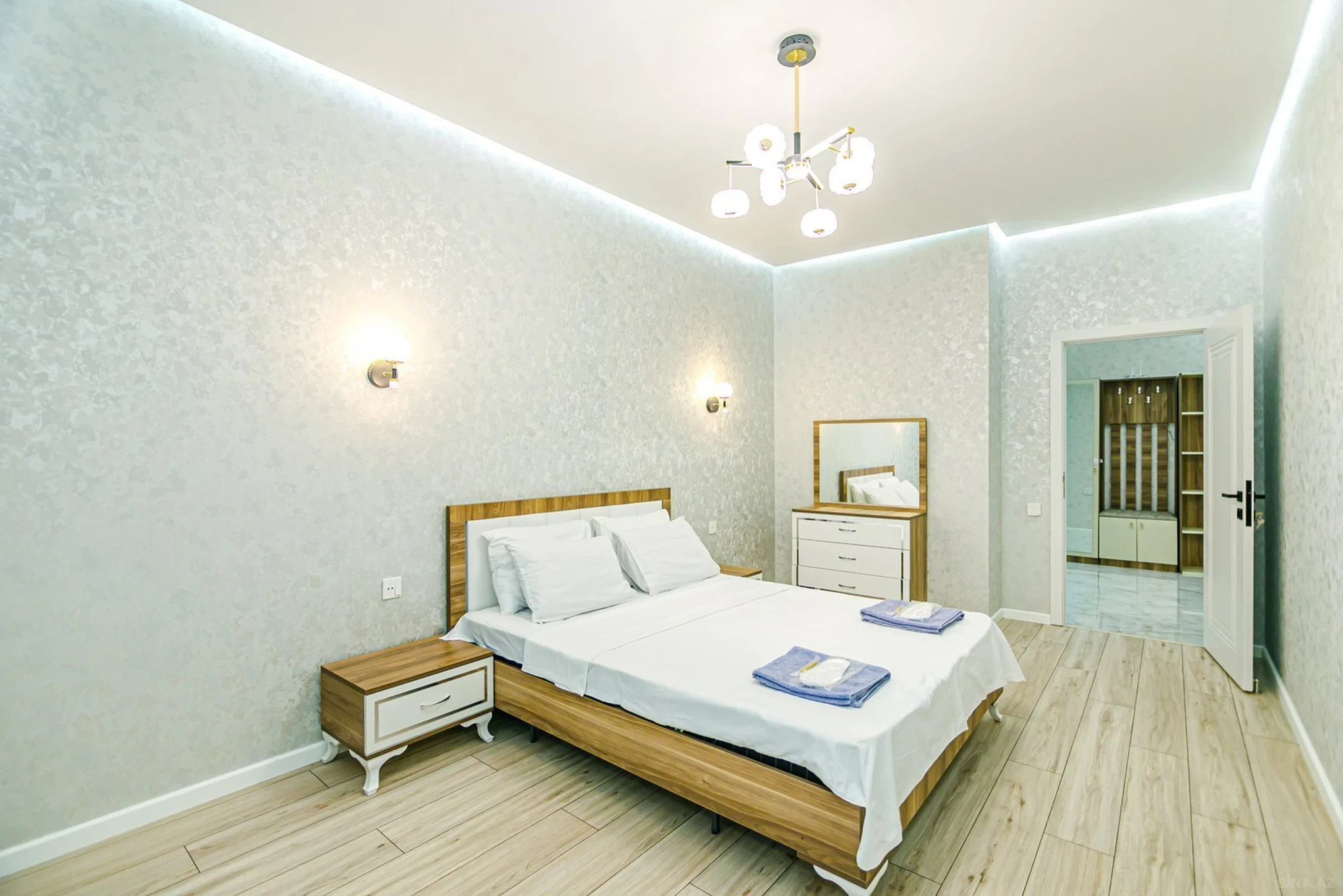 Kirayə verilir 3 otaqlı mənzil 110 m²
