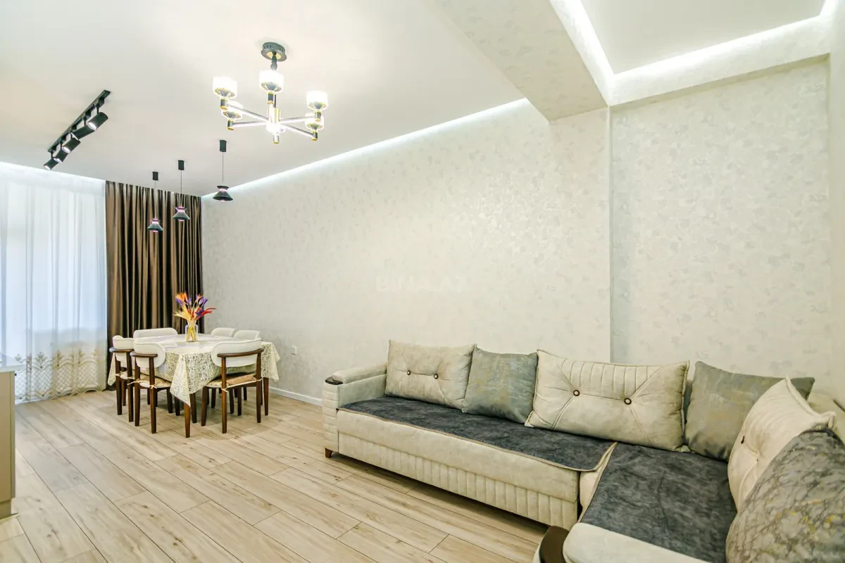 Kirayə verilir 3 otaqlı mənzil 110 m²