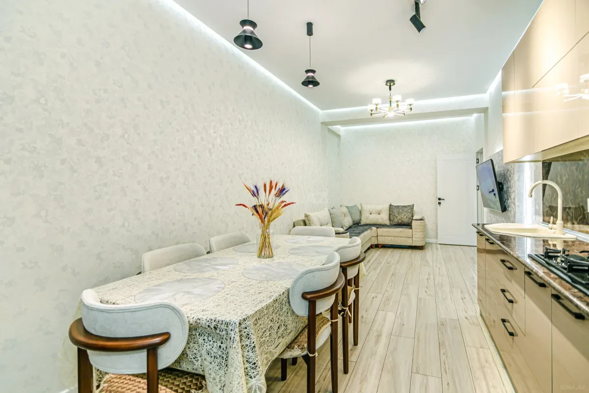 Kirayə verilir 3 otaqlı mənzil 110 m²