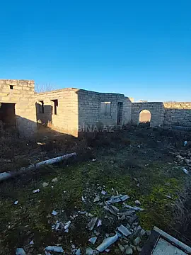 Satılır 4 otaqlı həyət evi 100 m²