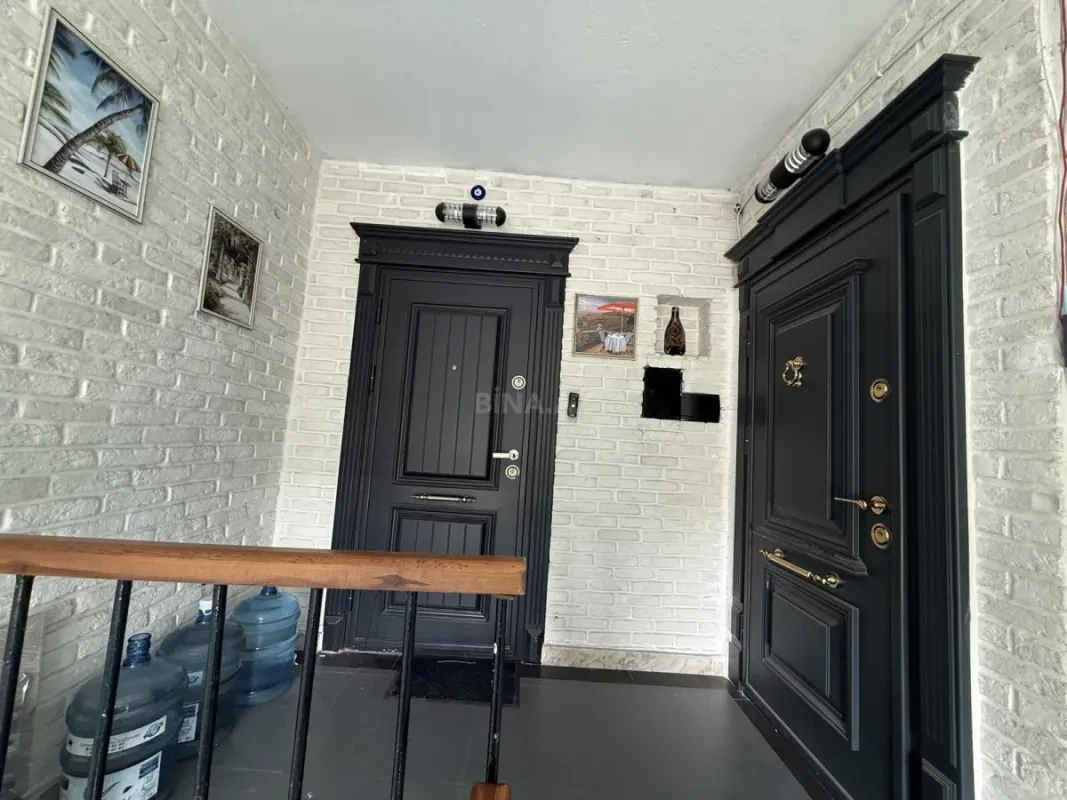 Satılır 2 otaqlı mənzil 68 m²