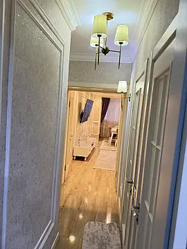 Satılır 2 otaqlı mənzil 68 m²