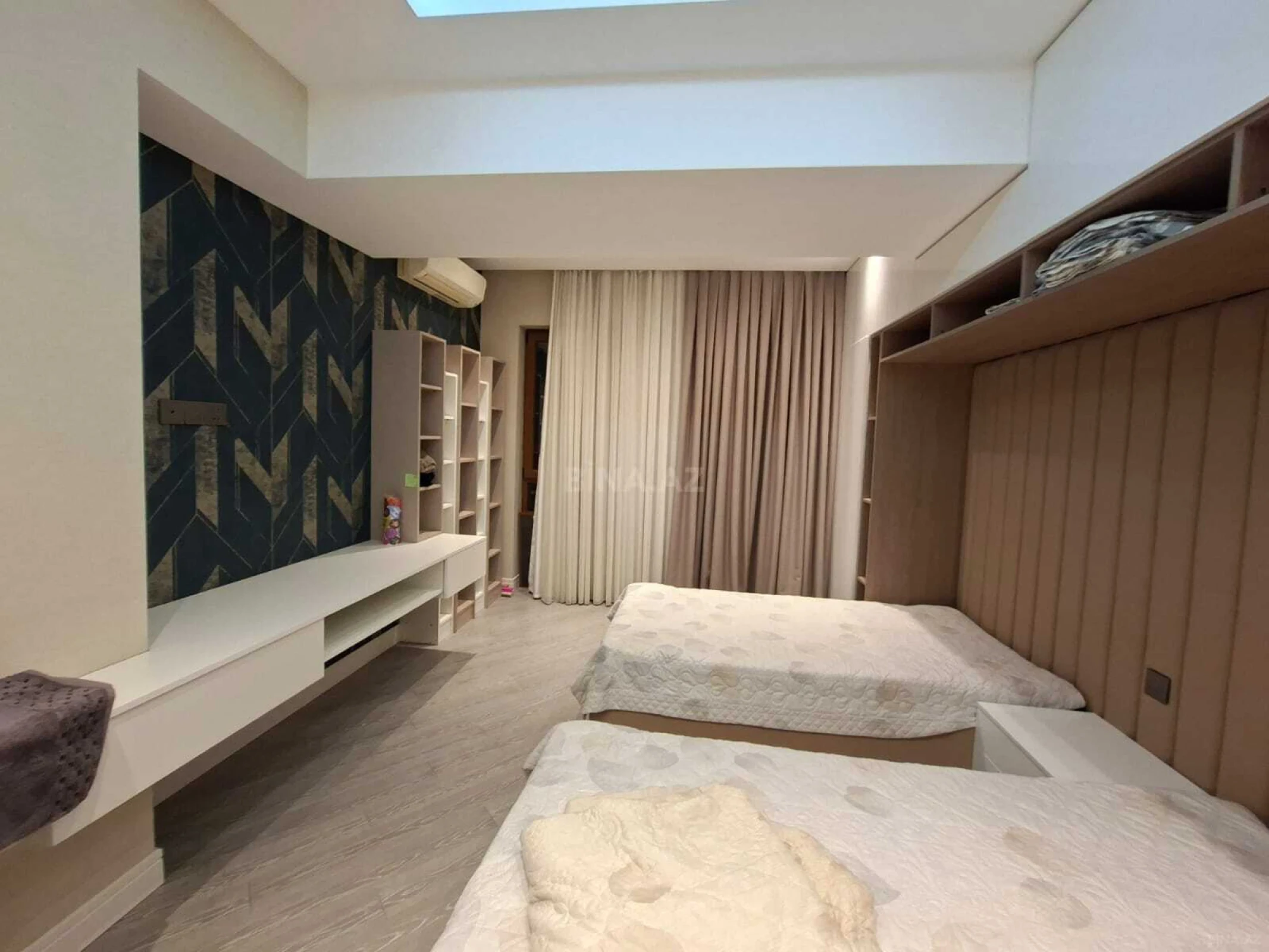 Kirayə verilir 3 otaqlı mənzil 125 m²