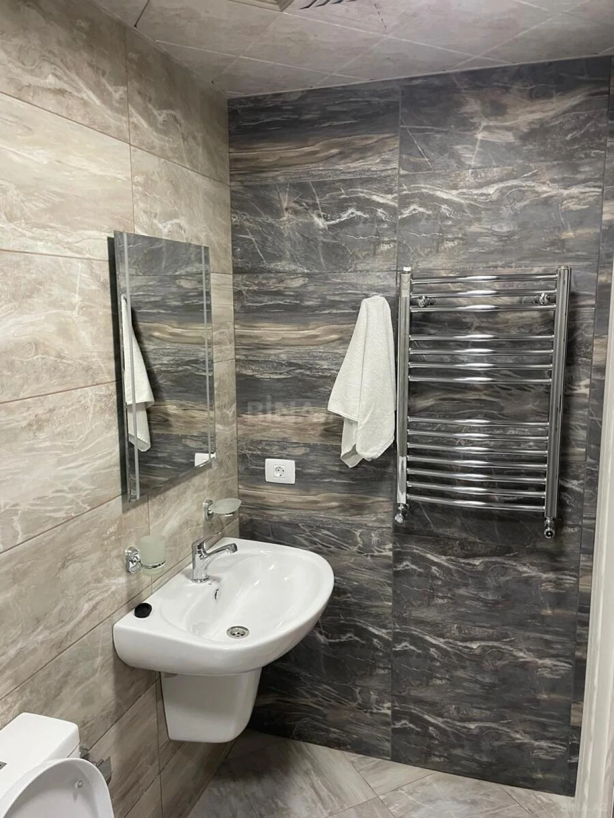 Kirayə verilir 3 otaqlı mənzil 77 m²