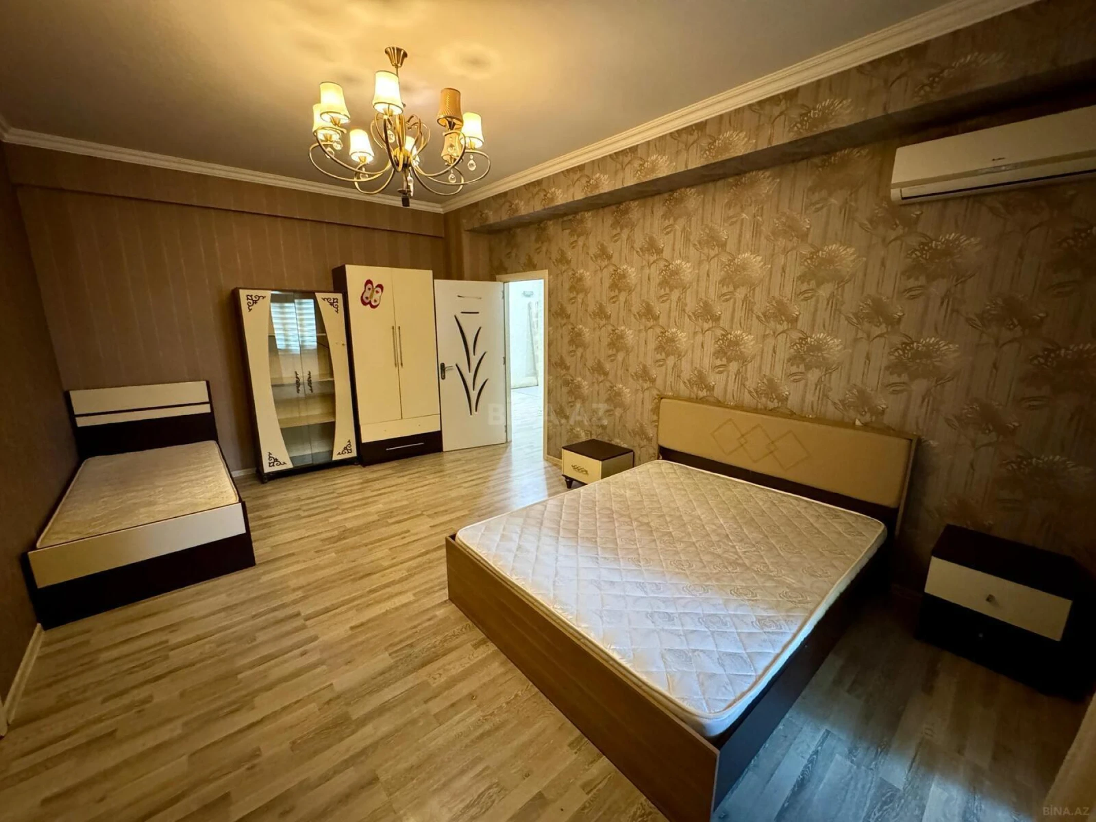 Kirayə verilir 3 otaqlı mənzil 190 m²