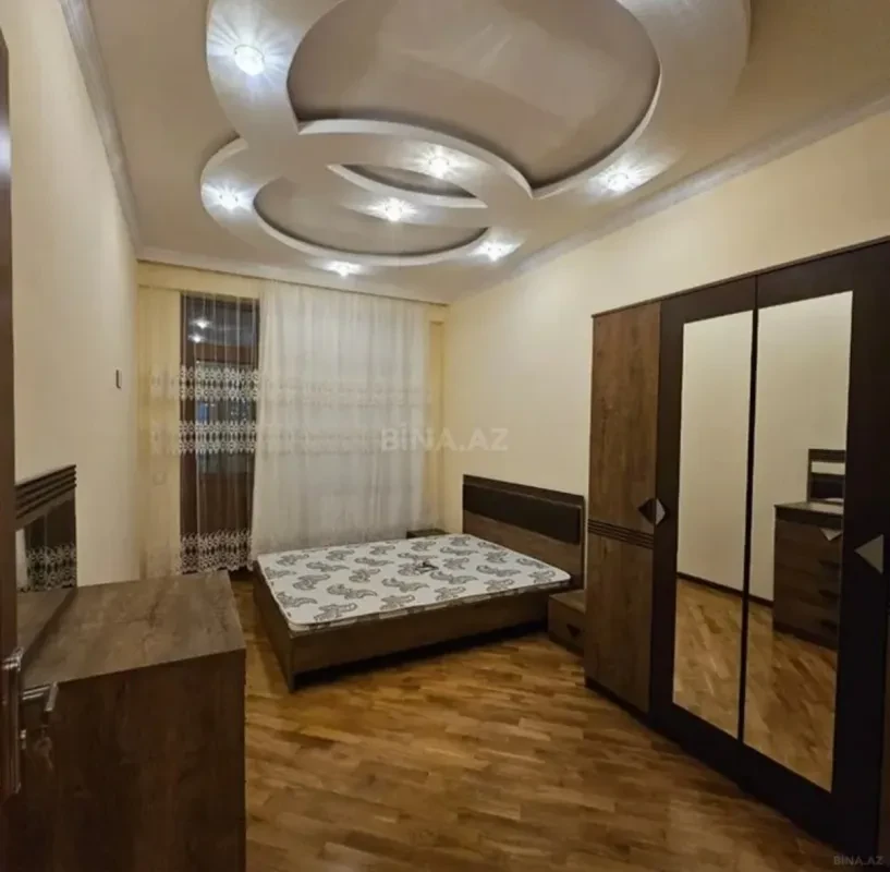 Kirayə verilir 3 otaqlı mənzil 110 m²
