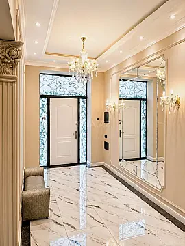 Satılır 5 otaqlı həyət evi 450 m²