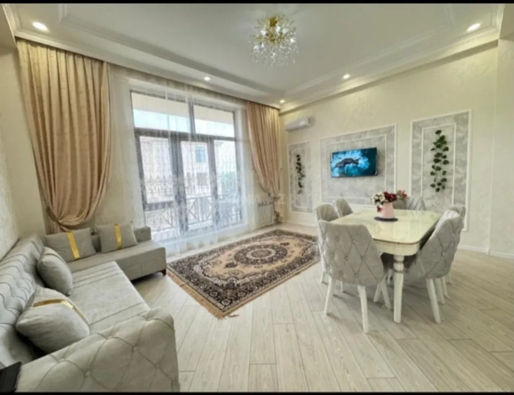 Kirayə verilir 2 otaqlı mənzil 65 m²