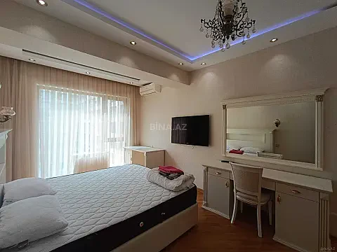 Kirayə verilir 3 otaqlı mənzil 110 m²