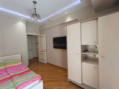 Kirayə verilir 3 otaqlı mənzil 110 m²