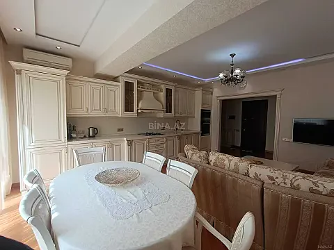 Kirayə verilir 3 otaqlı mənzil 110 m²