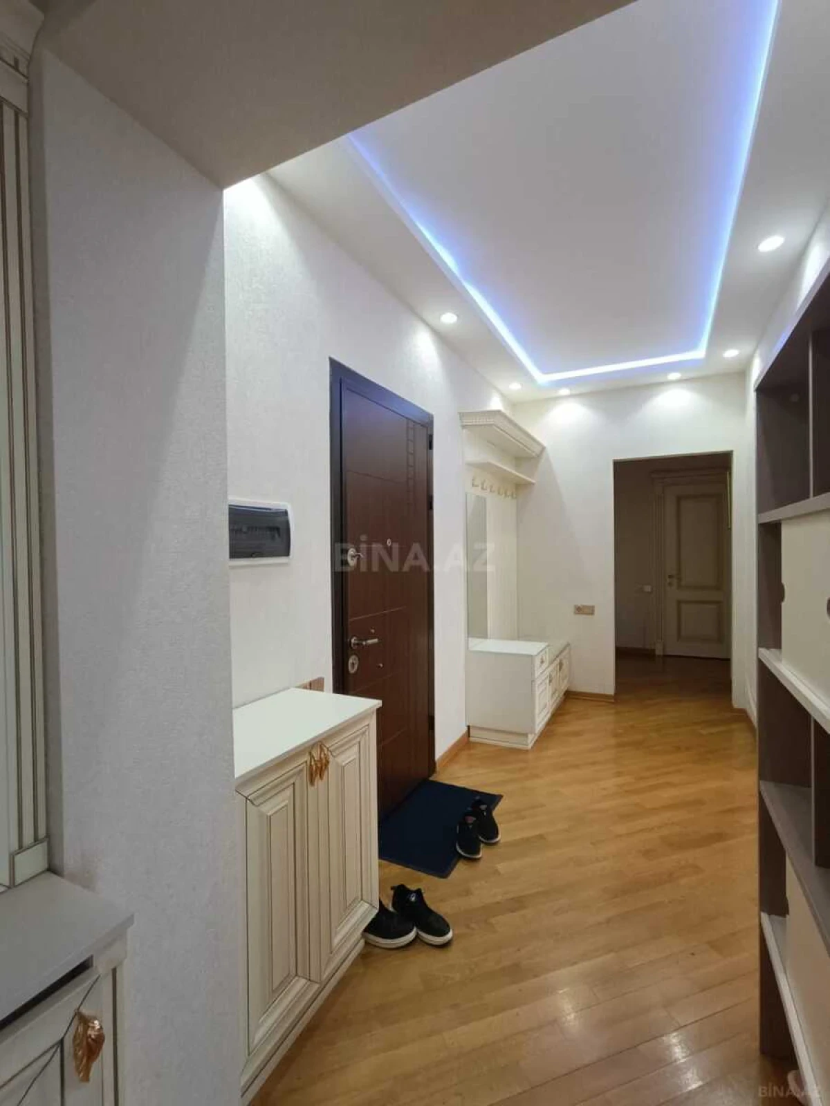Kirayə verilir 3 otaqlı mənzil 110 m²