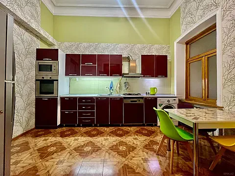 Kirayə verilir 3 otaqlı mənzil 105 m²