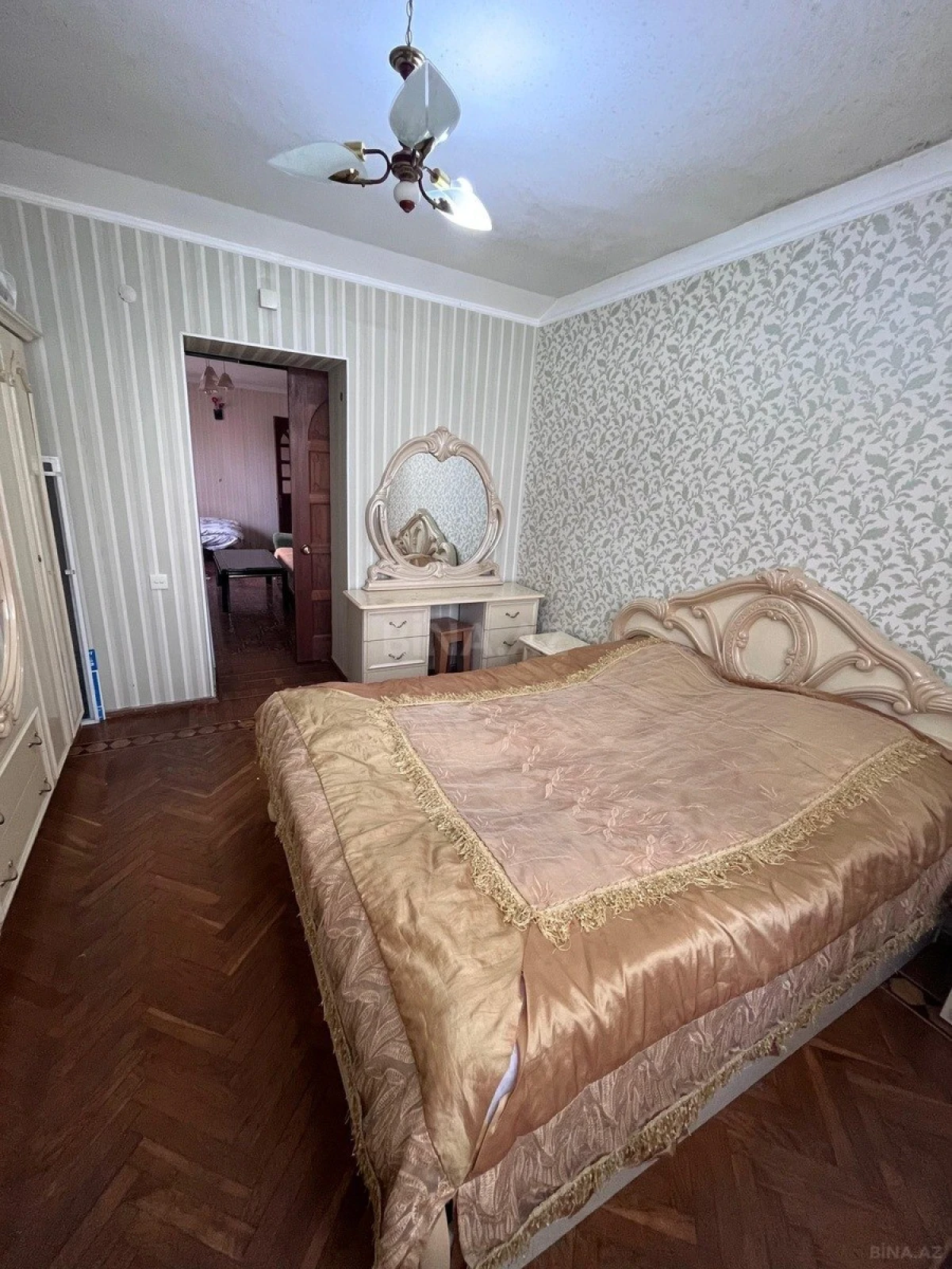 Satılır 2 otaqlı mənzil 50 m²