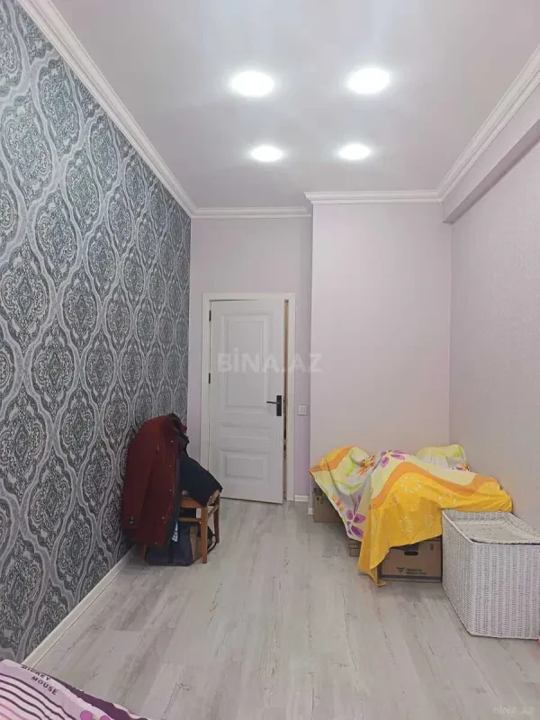 Satılır 3 otaqlı mənzil 84 m²
