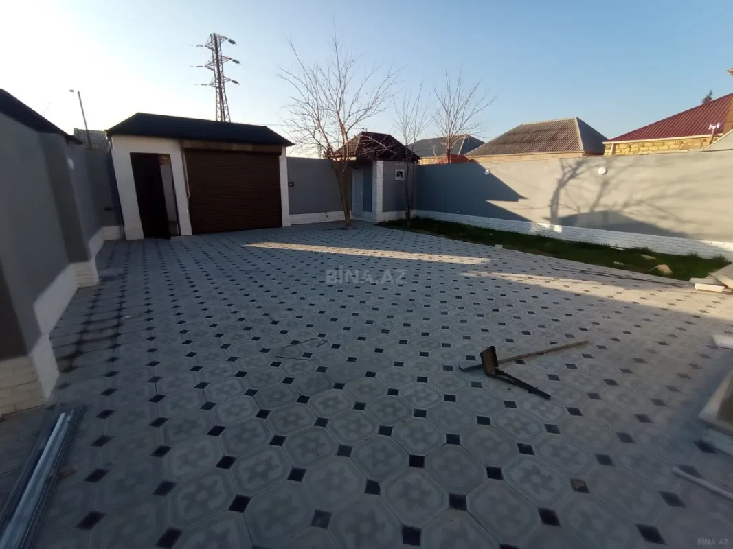 Satılır 4 otaqlı həyət evi 140 m²