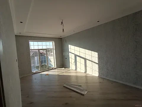 Satılır 4 otaqlı həyət evi 140 m²