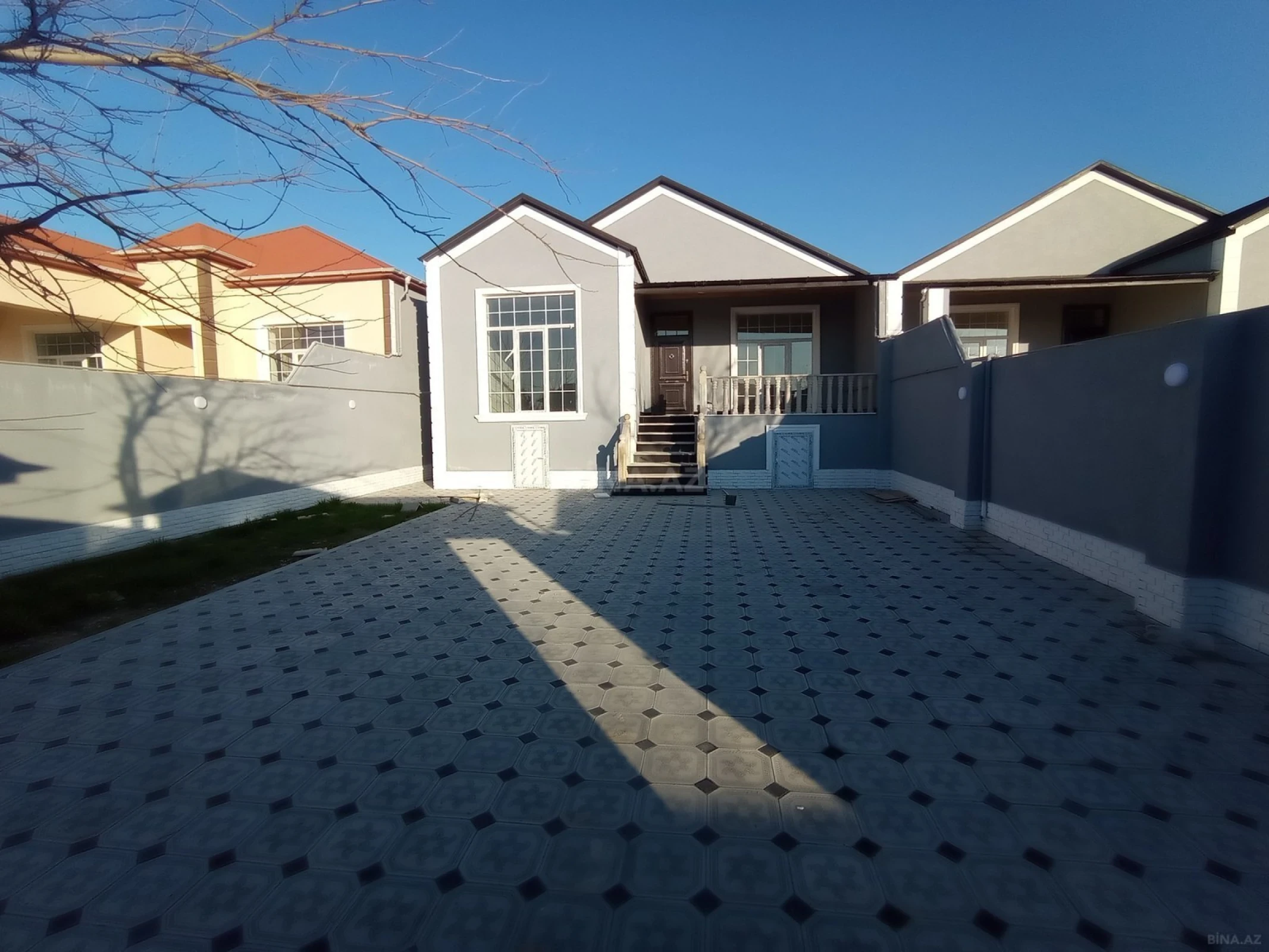 Satılır 4 otaqlı həyət evi 140 m²