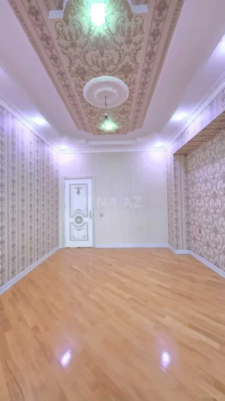 Satılır 3 otaqlı mənzil 147 m²