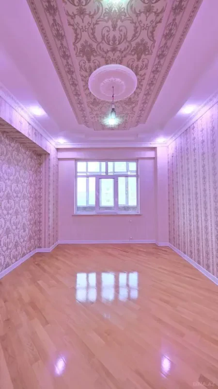 Satılır 3 otaqlı mənzil 147 m²