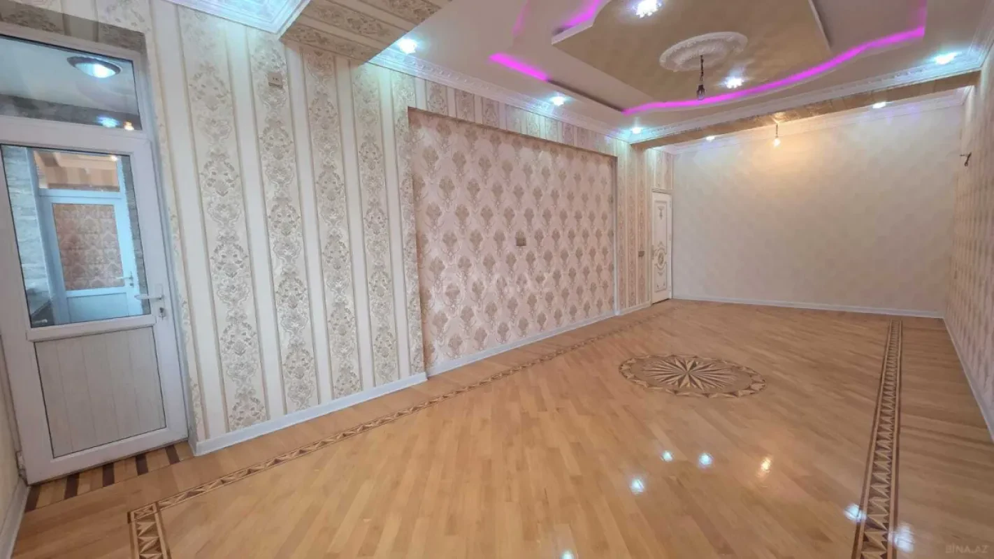 Satılır 3 otaqlı mənzil 147 m²