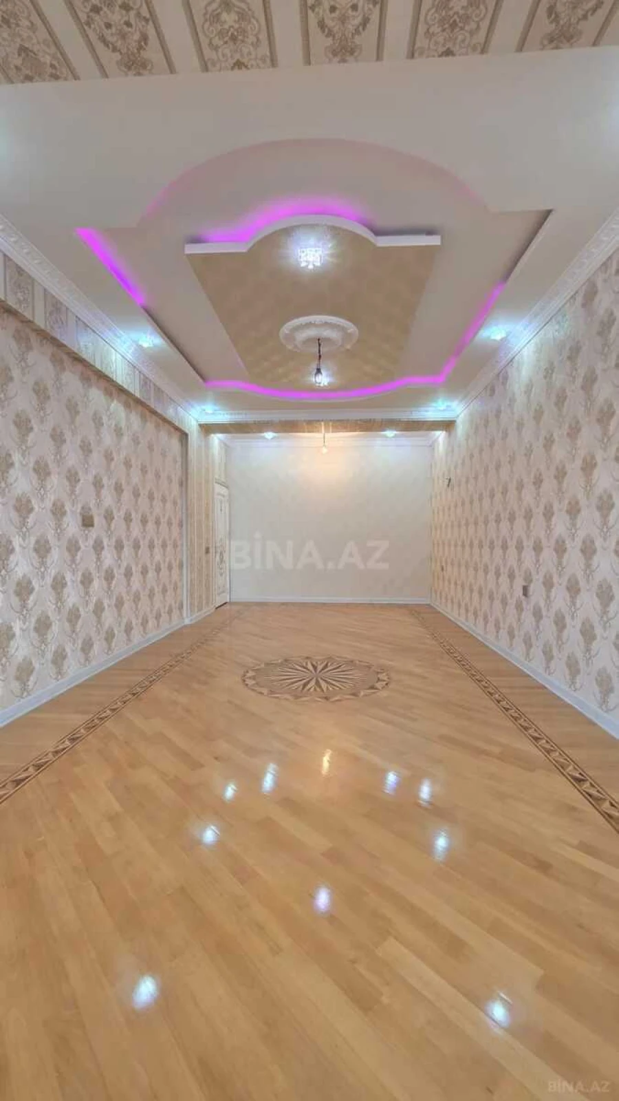 Satılır 3 otaqlı mənzil 147 m²