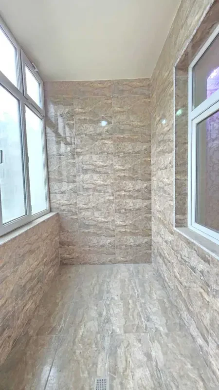 Satılır 3 otaqlı mənzil 147 m²