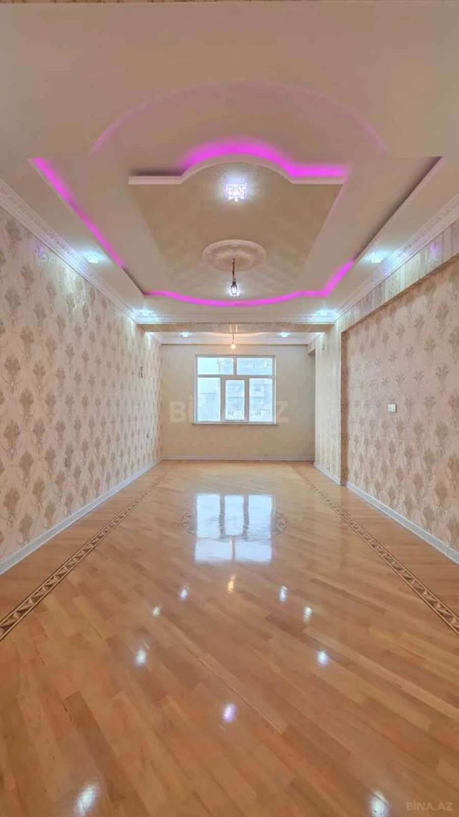 Satılır 3 otaqlı mənzil 147 m²