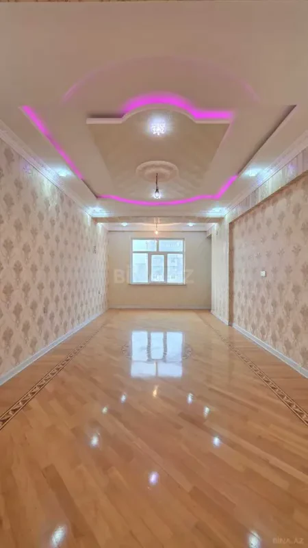 Satılır 3 otaqlı mənzil 147 m²