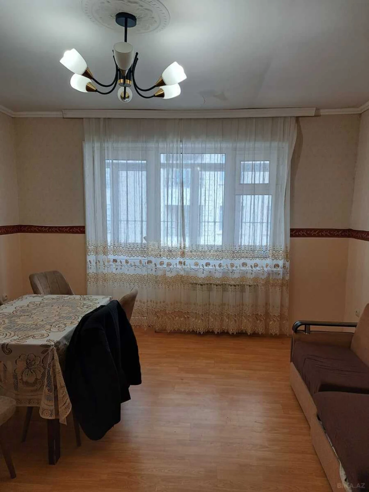 Kirayə verilir 2 otaqlı mənzil 55 m²
