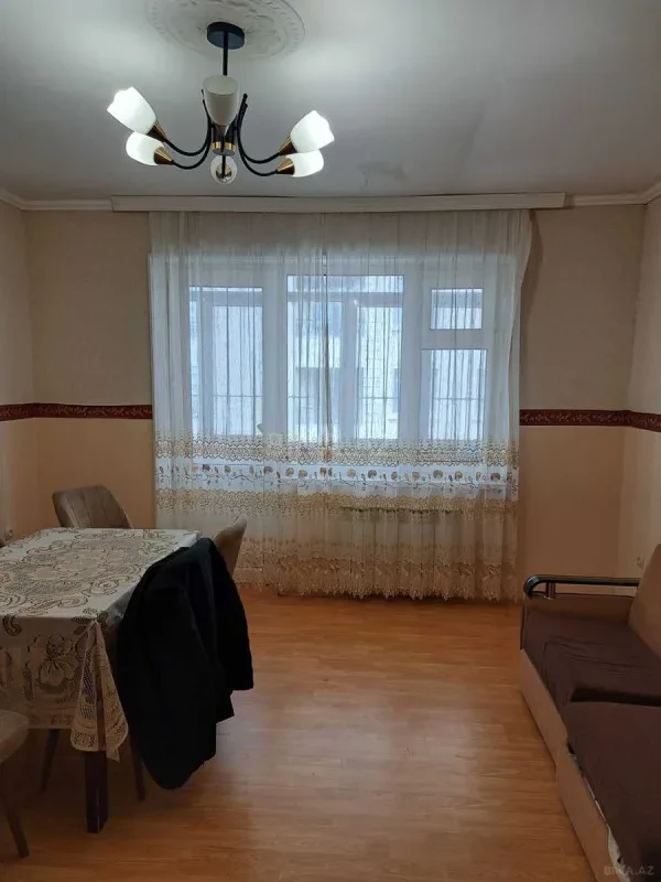 Kirayə verilir 2 otaqlı mənzil 55 m²