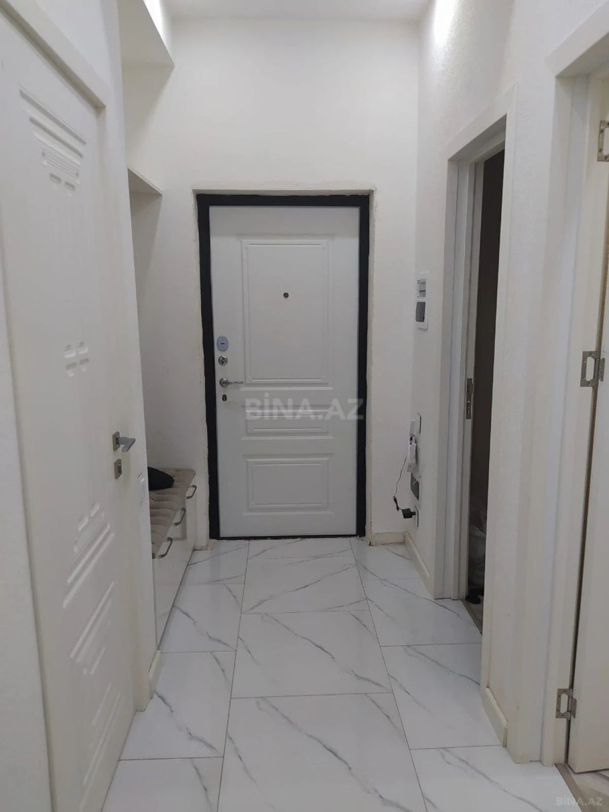 Kirayə verilir 2 otaqlı mənzil 60 m²