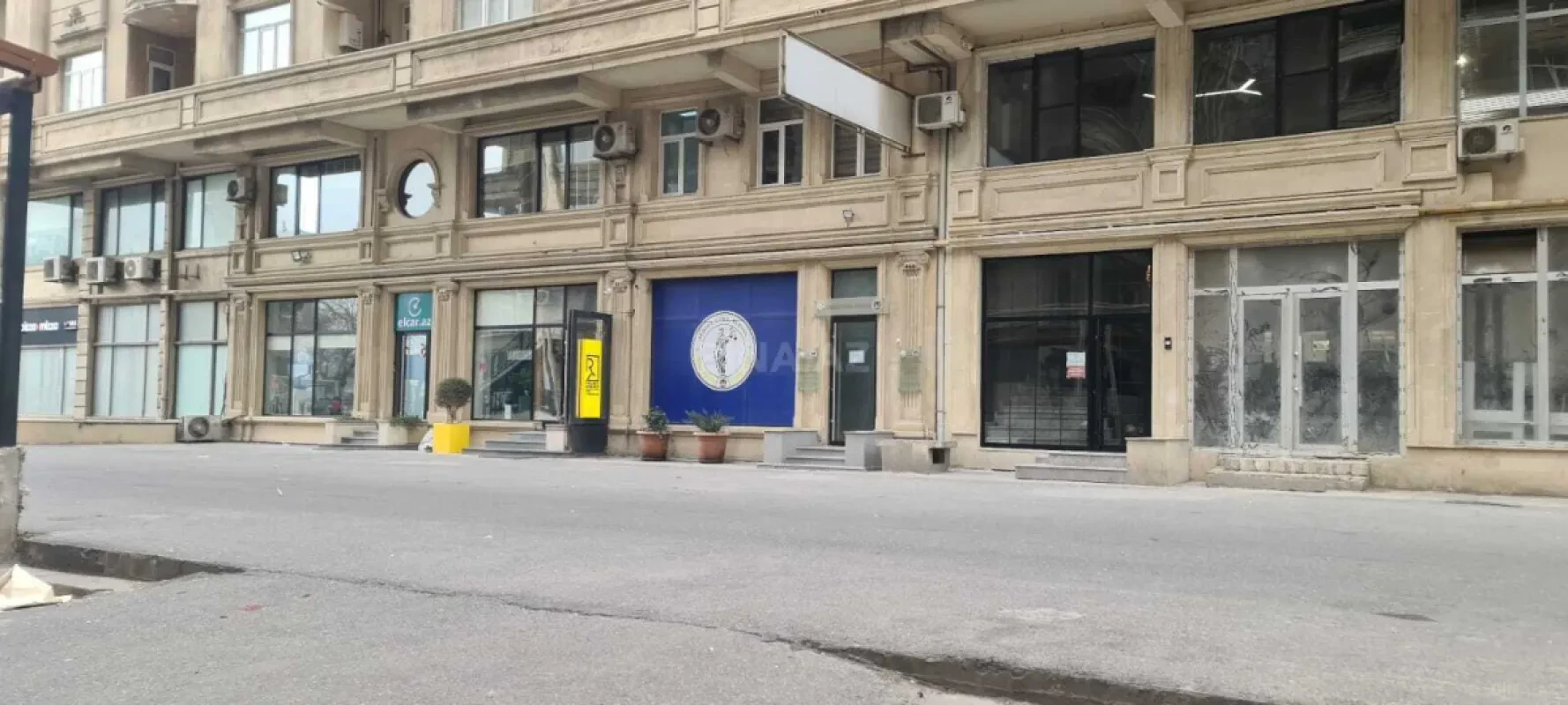 Kirayə verilir 7 otaqlı ofis 270 m²